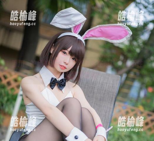 香川澪 香川澪的私拍连体衣,原图实在是让人忍不住想肆无忌惮地看!
