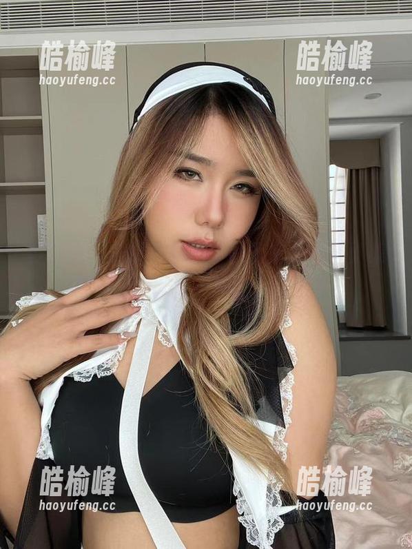 微密圈 - 美腿的秘密，黑饱宝全新写真集，更新中…你敢看吗？